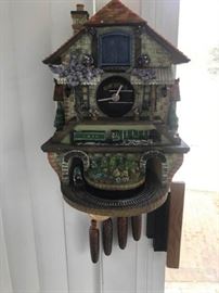 Cuckoo Clock      https://ctbids.com/#!/description/share/137301