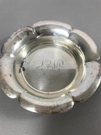 Richard Dimes sterling silver bonbon 3.3 oz. https://ctbids.com/#!/description/share/137332