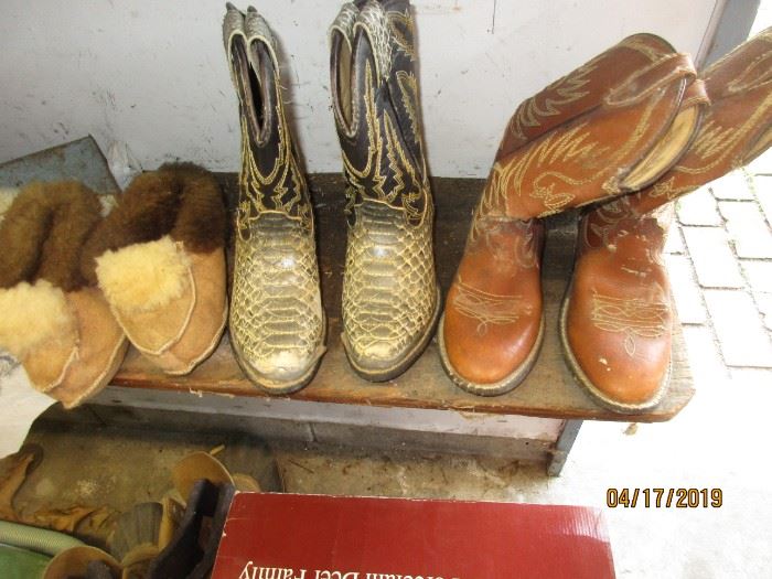 BOOTS