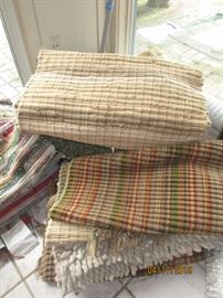 RUGS
