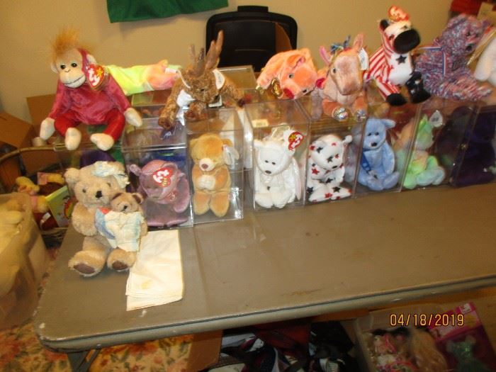 BEANIE BABIES