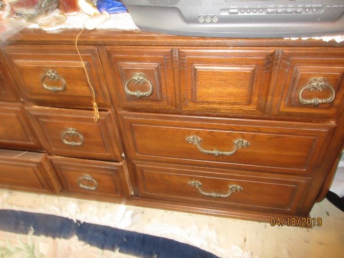 DRESSER WITH MIRROR