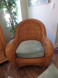 Woven Chair w/cushions