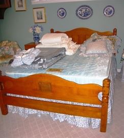 Virginia House maple full size bed                                                     BUY IT NOW  $ 95.00