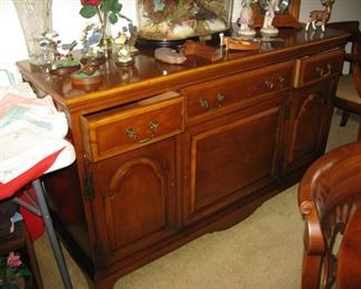 Morganton buffet BUY IT NOW $ 285.00