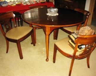 Morganton dining table & chairs BUY IT NOW $ 385.00
