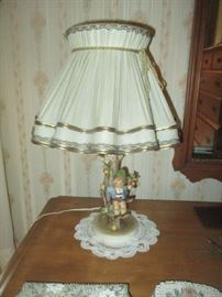 HUMMEL LAMP