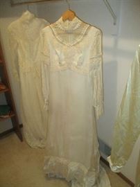 ANTIQUE WEDDING DRESS