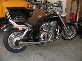 2001 Honda motorcycle with 1962 miles.