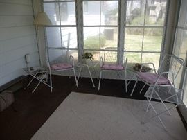  lots of patio furniture 