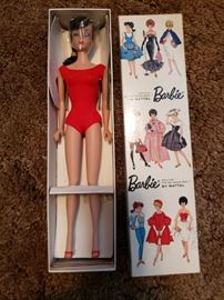 1962 no. 850 midge brunette ponytail Barbie.