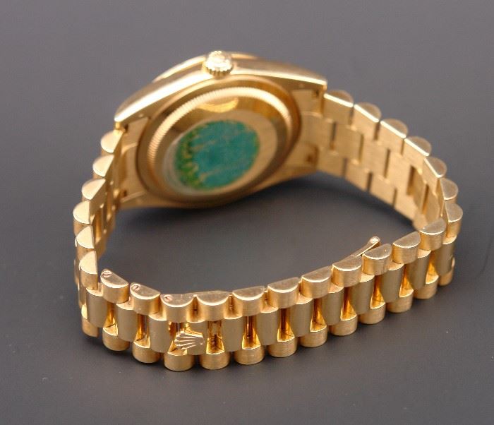 Reverse of 18K Rolex #118348 Presidential Men's Watch with Diamond on Bezel