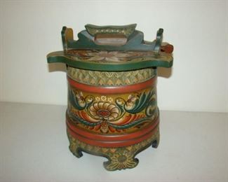 Rosemaling Porridge Container with  green ground and red bands.