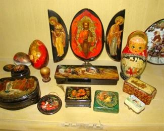 Group of Russian lacquer items including boxes, tray boxes, icons, eggs