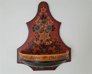 Wall pocket with rosemaling , dated 1981