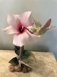 Boehm hummingbird-hibiscus figurine