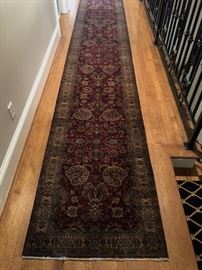 Indo-Mahal hand-knotted wool runner