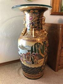 Oriental 3 foot vase with glass top