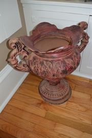 Ceramic urn, ornate 