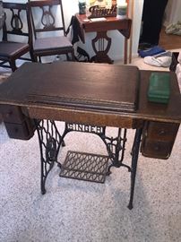 Singer sewing machine cabinet