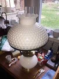 Hobnail lamp