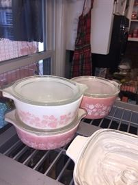 Pyrex pink casserole dishes