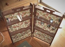 Antique sewing box. Closes