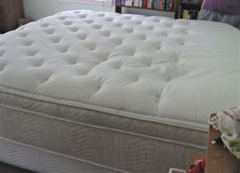 Ultra plush king mattress, box spring and metal frame. Very clean.
