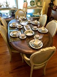 Beautiful French country table and chairs