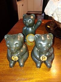 Pigeon Forge Pottery toothpick holder salt and pepper Bear