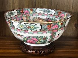 050Japanese Lain Ware Famille Rose