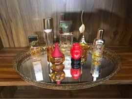 069Perfumes and Vanity Tray