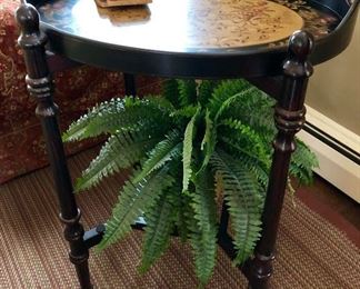 Removable painted tray top table