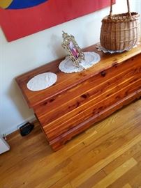 Vintage 1940's simple Lane Cedar Chest 