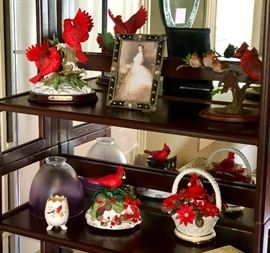 Cardinal ceramic and porcelain collection including La Ruche, Danbury Mint, and music boxes. 