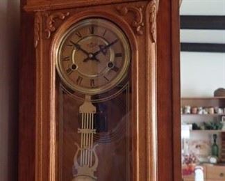 VINTAGE WALL CLOCK