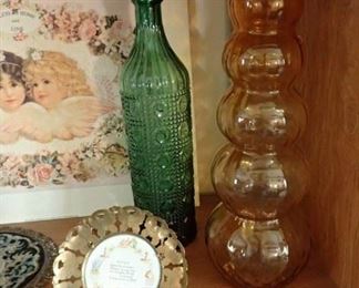 VARIETY OF GLASS BOTTLES