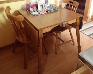 DROP LEAF TABLE AND 2 CHAIRS