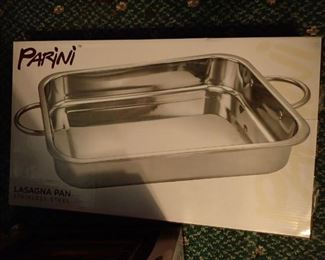 BAKING PAN