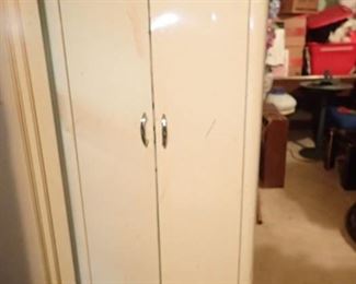 METAL CABINET