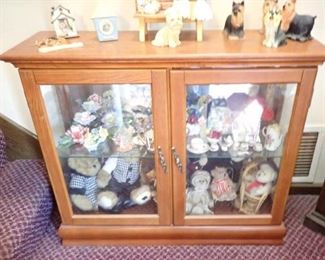 SMALL GLASS CURIO