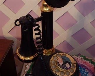 ROTARY VINTAGE PHONE