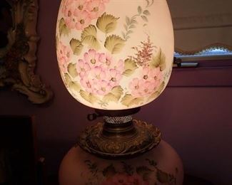 Antique lamp lights top and bottom / Antique table / Antique picture frames