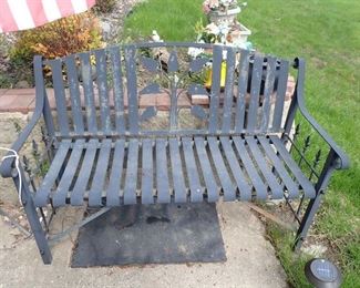 OUTDOOR BENCH