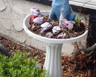 BIRD BATH