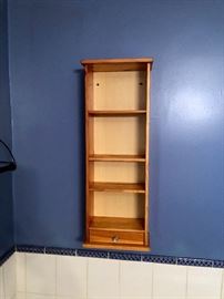 Wall cabinet