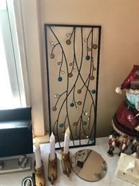 More decor