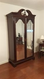 Double door armoire
