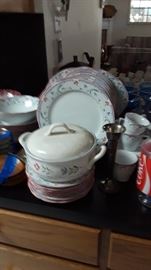Many sets of china