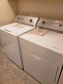 Kenmore Washer and dryer- Like New